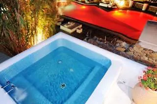 Διαμέρισμα Madres