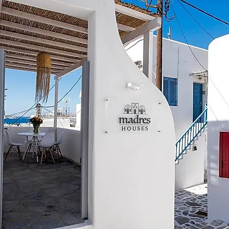 Madres Mykonos Town