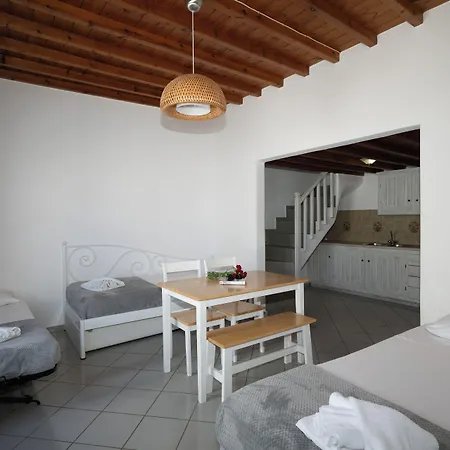 Apartment Madres *