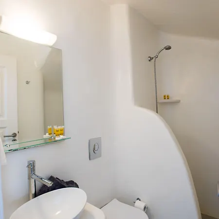 Апартаменты Madres *